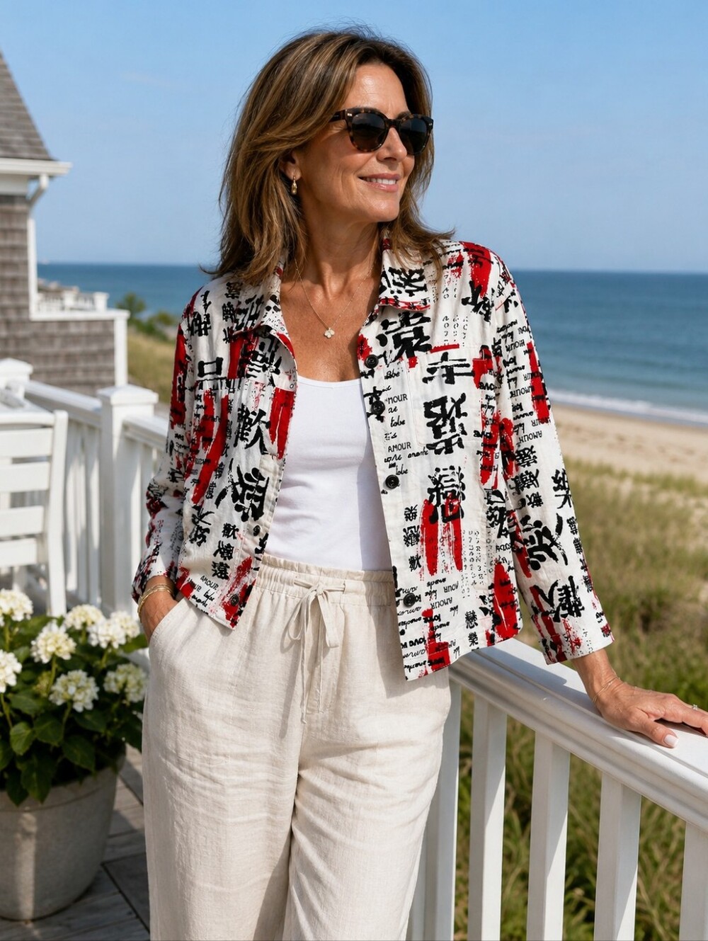 Chico’s Art-to-Wear Graphic Jacket Black Red White Abstract Print Cropped Button